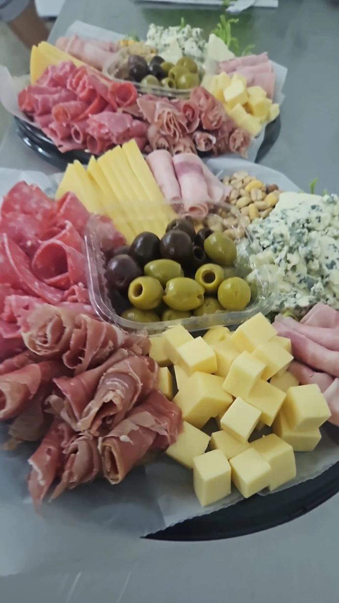 Picadas y fiambres para disfrutar en tu evento como entrada